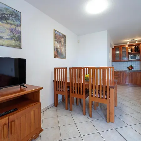 Apartmán Cozy In With Wifi Pula