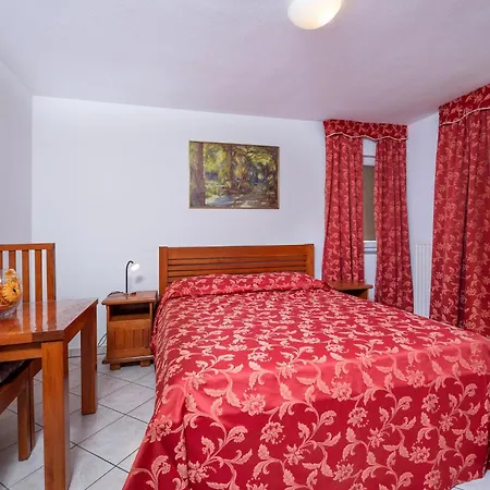 Stunning Apartment In Pula With Wifi * Pula