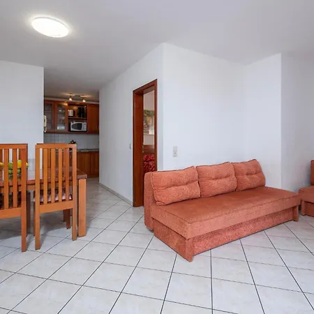 Stunning Apartment In Pula With Wifi *