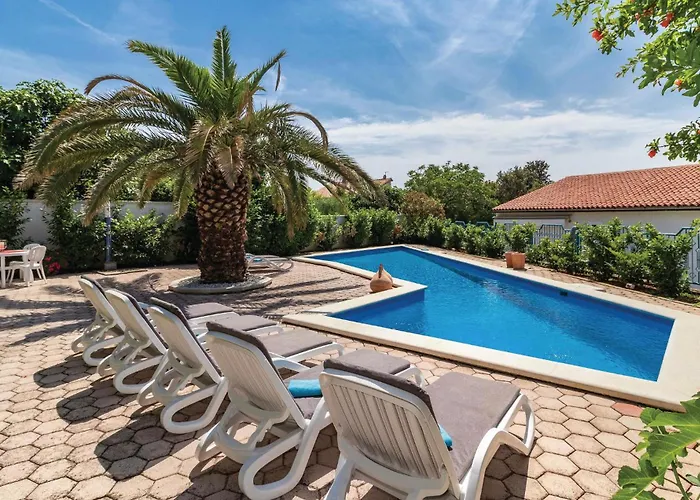 Cozy In With Wifi 풀라