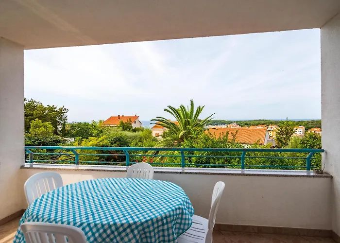 Cozy In With Wifi Apartamento Pula