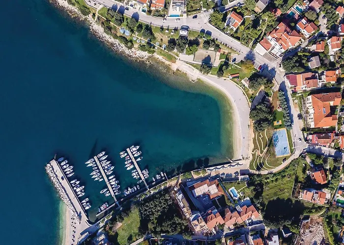 Cozy In With Wifi 풀라