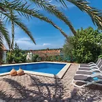 Stunning In With Wifi Appartement