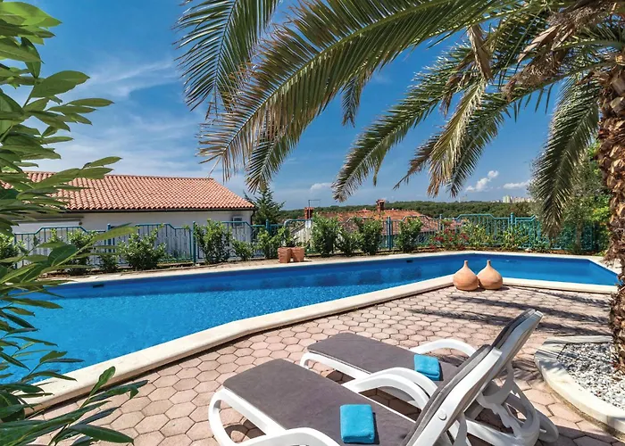 Cozy In With Wifi Pula