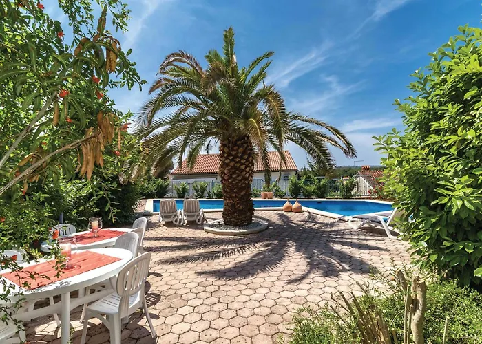 Apartamento Cozy In With Wifi Pula